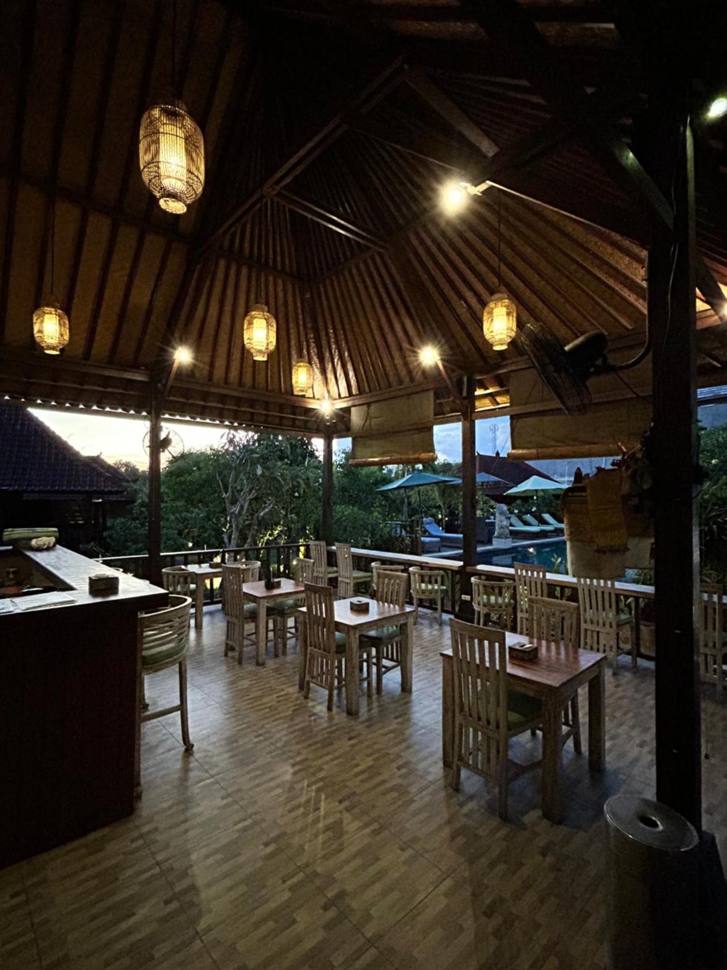 Island Cabanas Formerly Taman Sari Villa レンボンガン島 エクステリア 写真